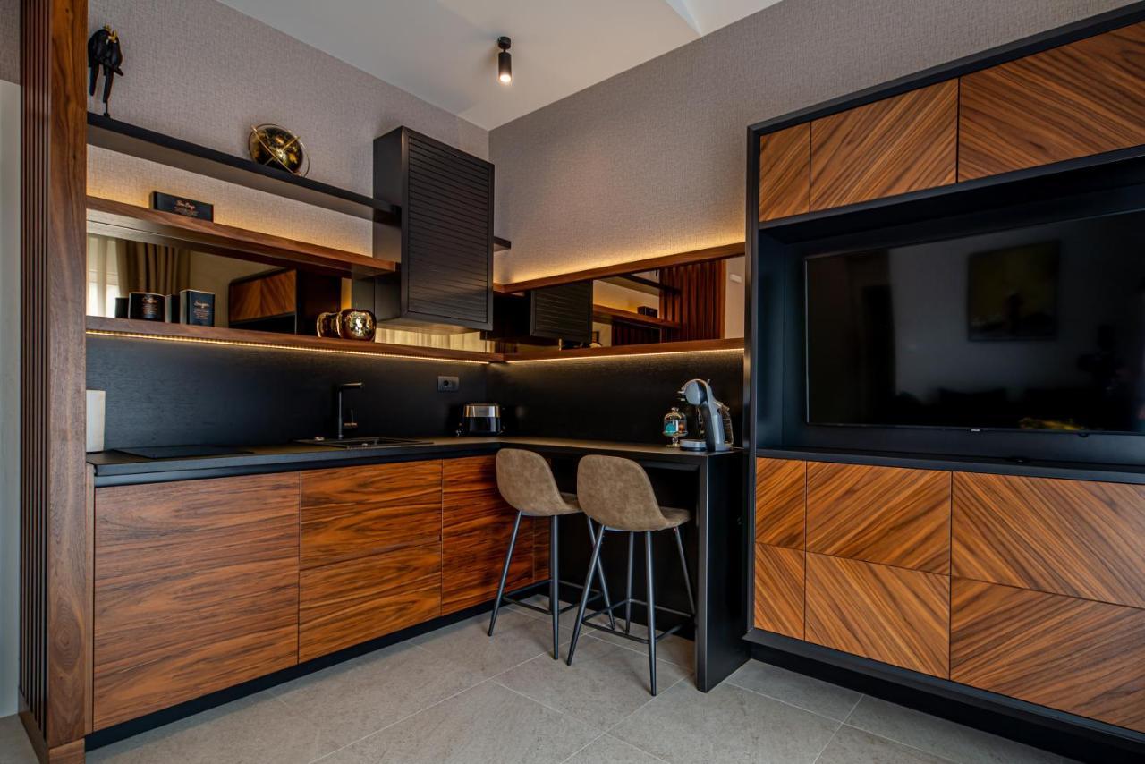 Enyana Luxury Suites Κότορ Εξωτερικό φωτογραφία